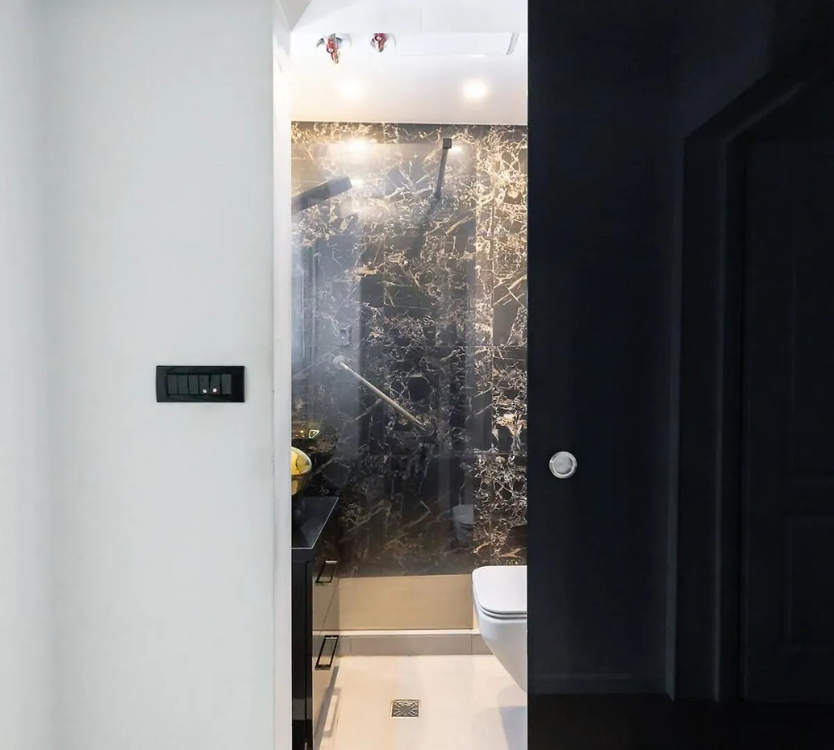Ultra Modern 2Br Apartment - Walk Downtown And Everywhere! ブカレスト ルーマニア