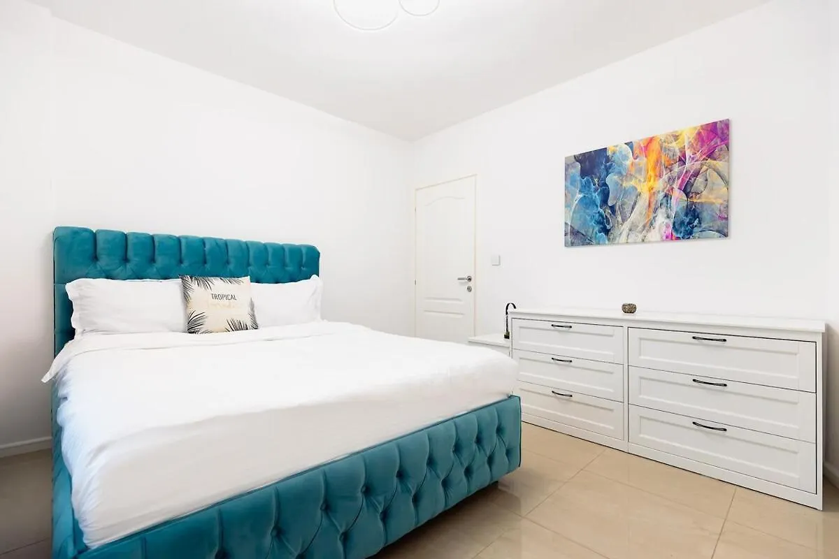 Ultra Modern 2Br Apartment - Walk Downtown And Everywhere! Bukarest