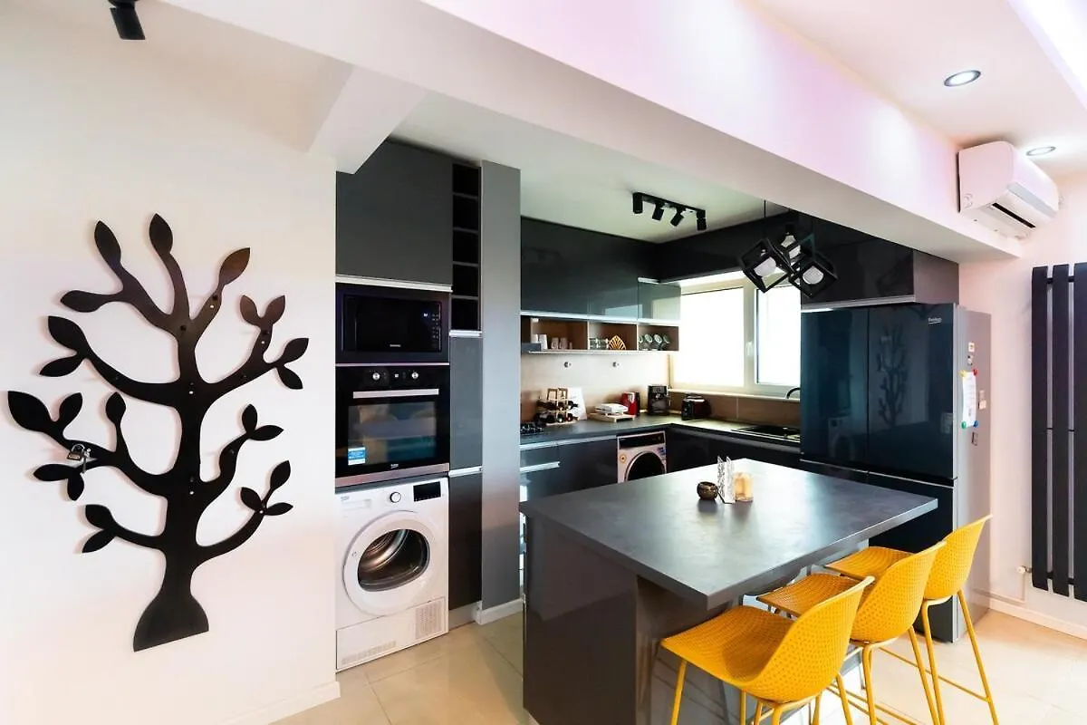 Ultra Modern 2Br Apartment - Walk Downtown And Everywhere! Bukarest